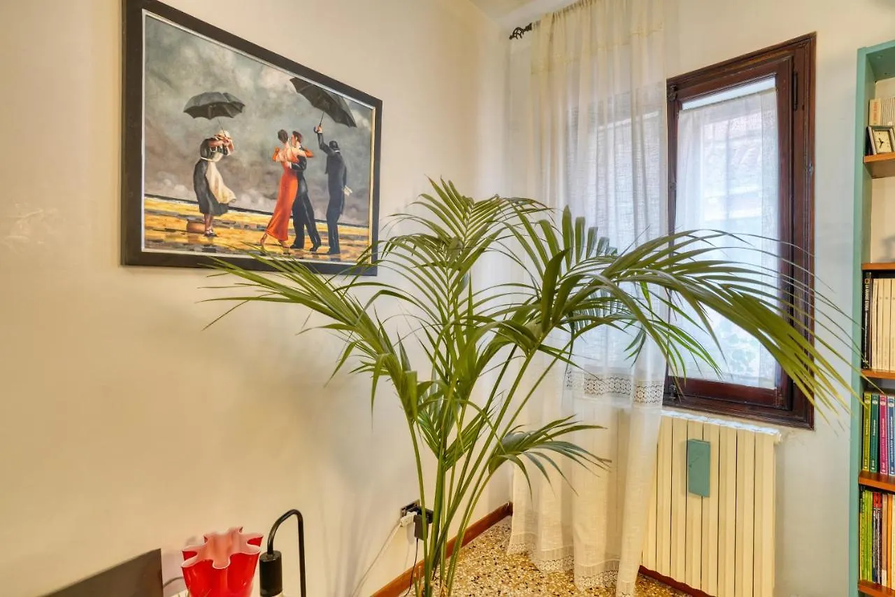 Biennale Venice Charme Apartment 0*,
